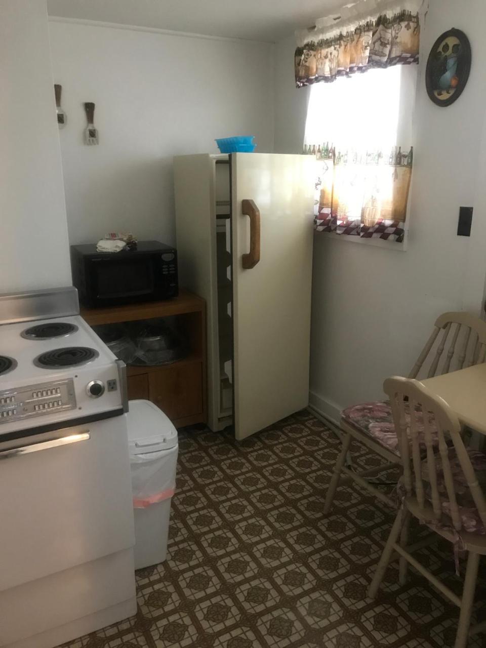 קאסטר Chalet Motel מראה חיצוני תמונה