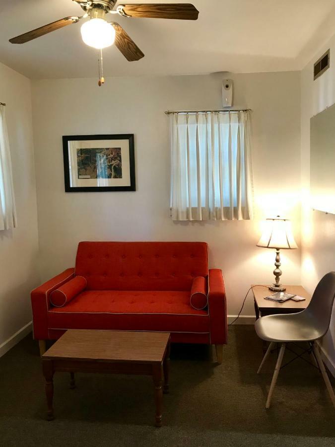 קאסטר Chalet Motel מראה חיצוני תמונה